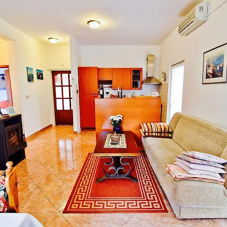 Holiday The Olive Tree House *